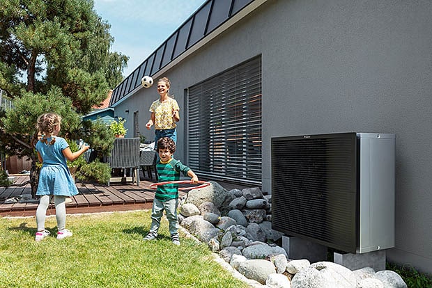 Zet uw hoge gasfactuur aan de deur: Laat een warmtepomp installeren!
